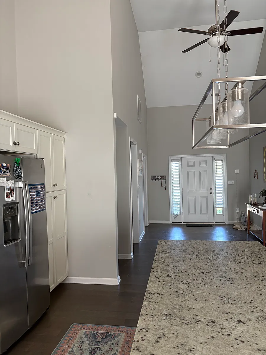 Building Photo - 521 Mantle Dr