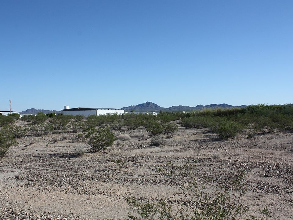 1st image of 37680 Sheepy Hollow Ln