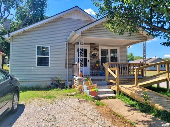 1819 Gibbons St, Metropolis, IL 62960