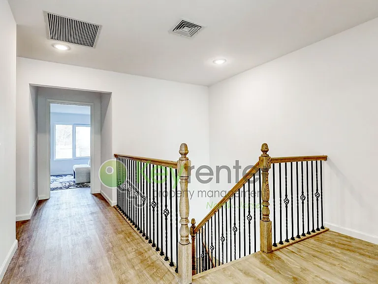 176 Pennington Ave #9 — Photo 11