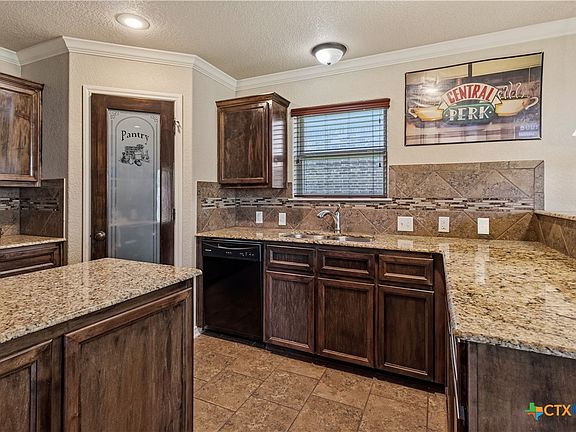 3rd image of 6209 Newcastle Dr