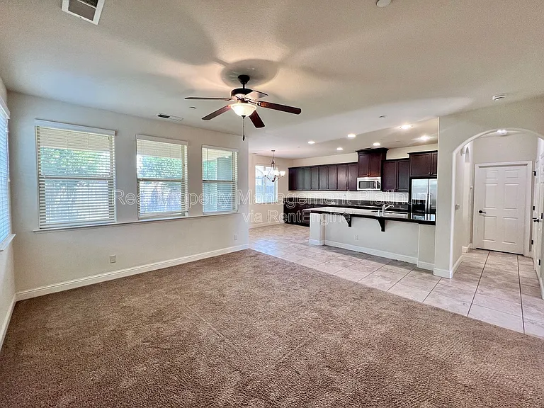 5893 E Laurite Ave — Photo 3