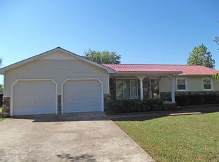 45 Jewel Ln, Savannah, TN 38372