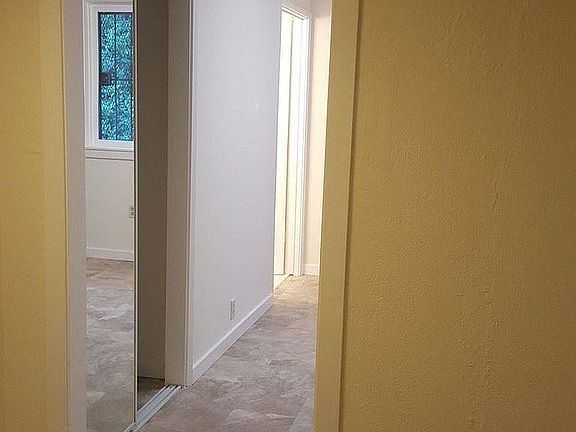 3rd image of 1024 Dellbrook Ave