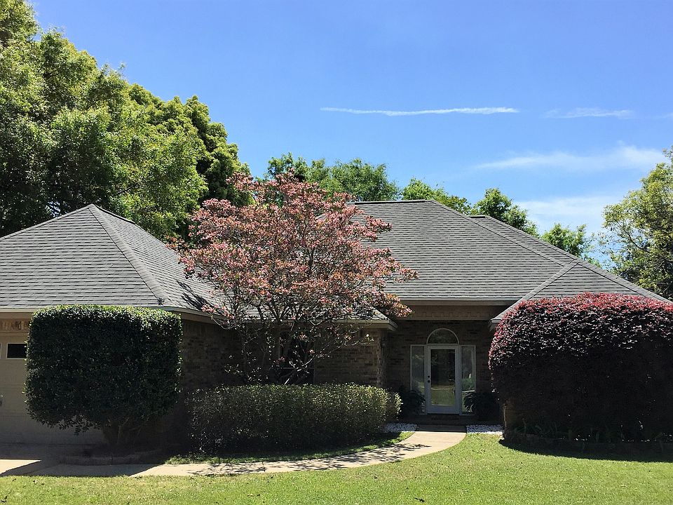 1st image of 104 Gillis Dr