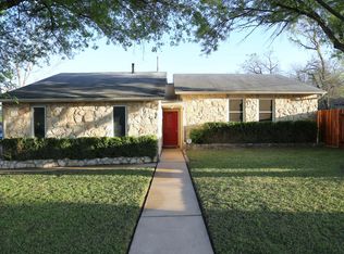 401 Fairlane Dr, Round Rock, TX 78664