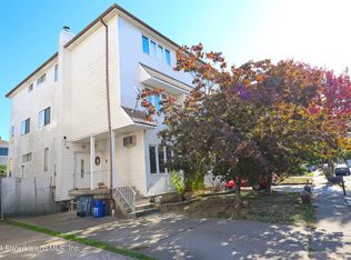 91 Green Valley Rd, Staten Island, NY 10312