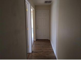 39 Hampden St #1R, Indian Orchard, MA 01151