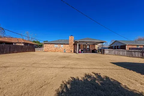 318 Wright Dr — Photo 9