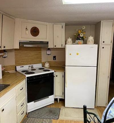 5th image of 118 Cypress Ln