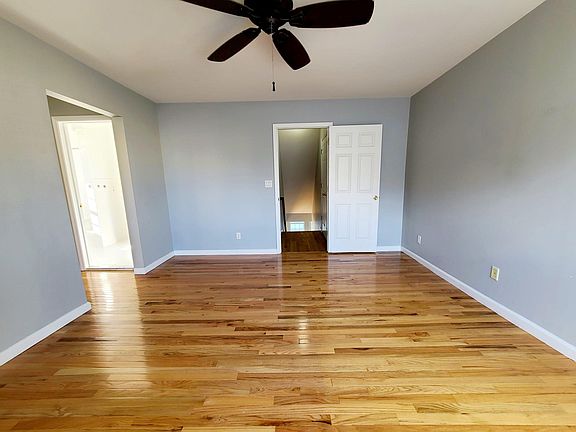 5th image of 50 Patricia Ln #412C