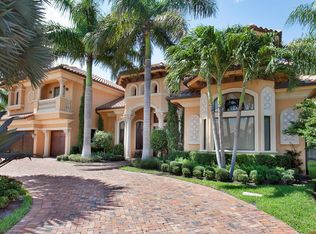 2423 Bay Cir, Palm Beach Gardens, FL 33410