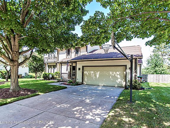 2nd image of 1772 Shadywood Ln