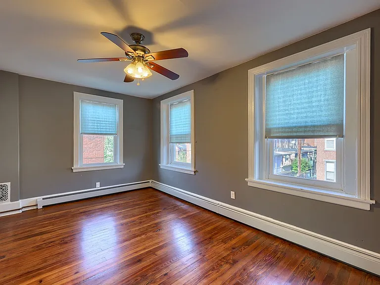 1120 Green Street — Photo 18
