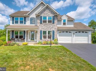 206 Creekwood Dr, Jacobus, PA 17407