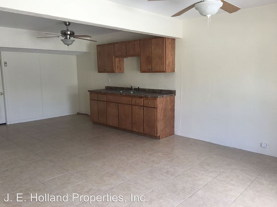 2nd image of 1831 Rogero Rd