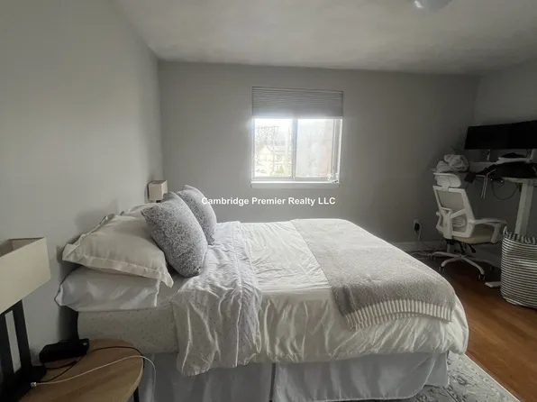 33 Washington St, Medford, MA