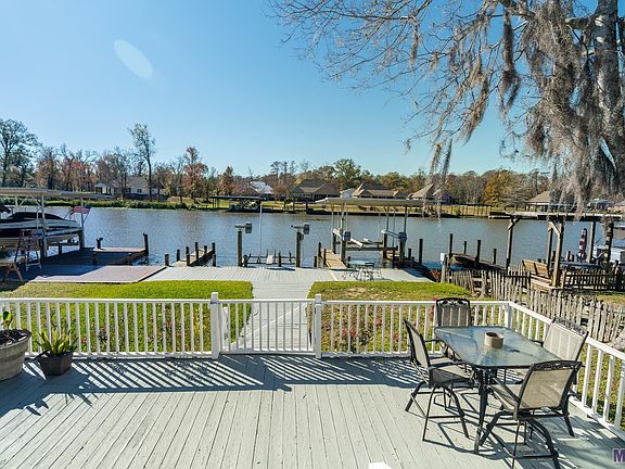 3rd image of 18080 Bayou Pierre Dr