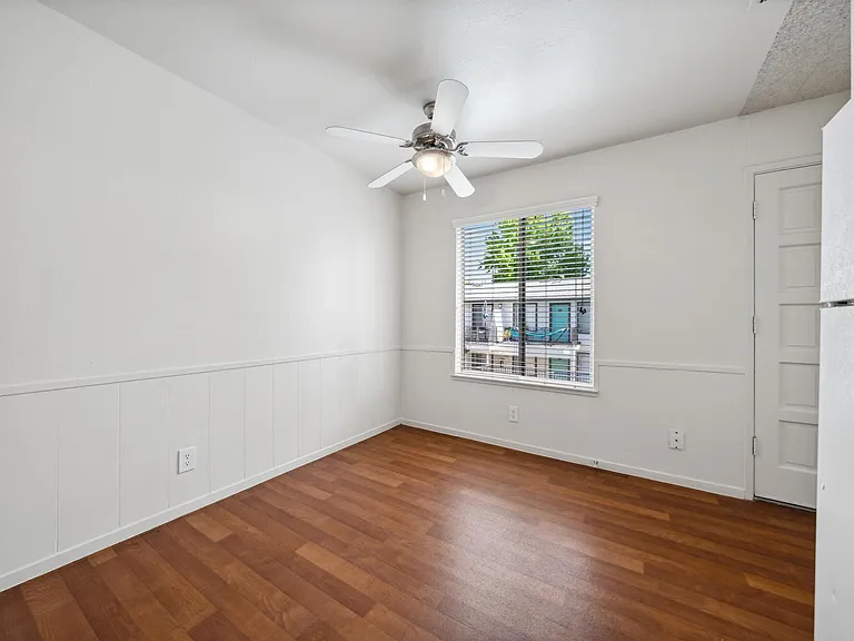 200 Hollis Ave — Photo 19