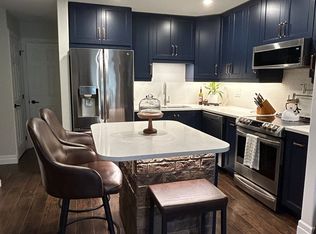 5 Sawmill Rd #1, Barrie, ON L4N 6X3