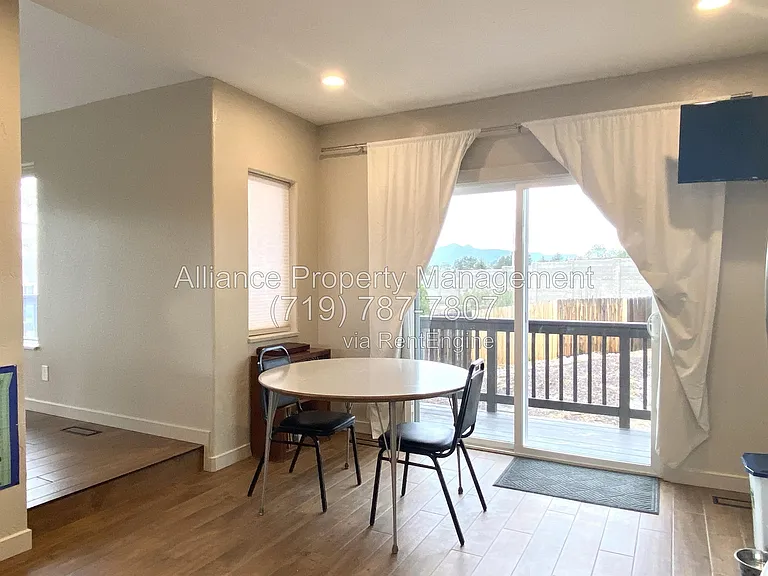 2168 Wildwood Dr — Photo 12