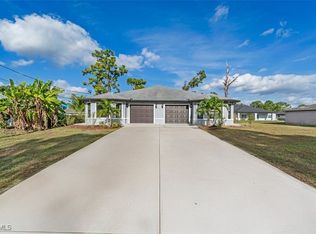 129 Meadow Rd, Lehigh Acres, FL 33973