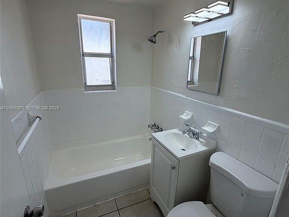 5th image of 3669 Thomas Ave APT 7