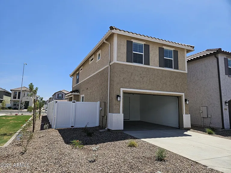 8310 E Prairie Ave — Photo 36