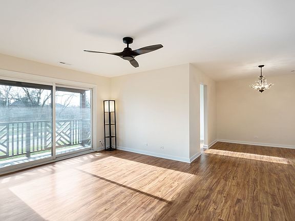 4th image of 1756 Plymouth Ct APT B