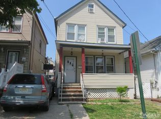 492 Neville St, Perth Amboy, NJ 08861