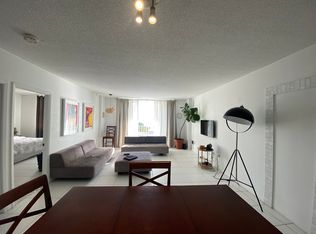 11111 Biscayne Blvd #922, Miami, FL 33181