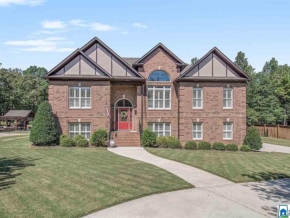 1st image of 516 Rolling Hills Dr