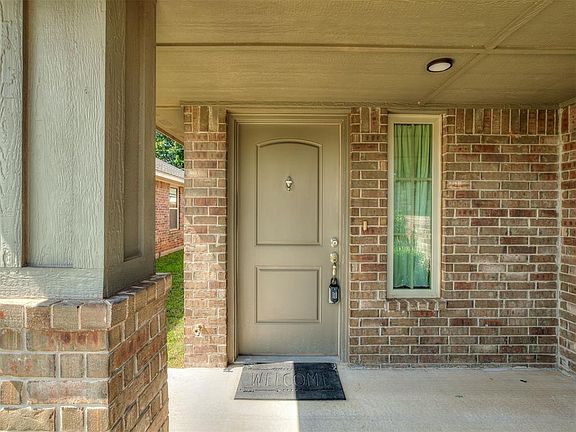 5th image of 11529 SW 8th Cir