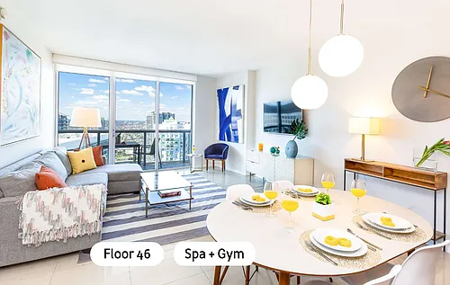 485 Brickell Ave Photo 1