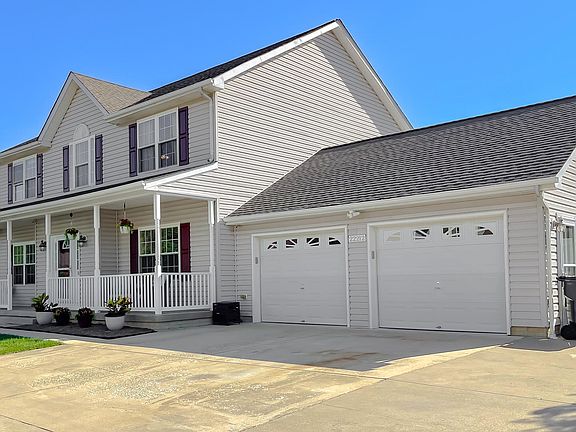 3rd image of 22212 Cosmos Ct