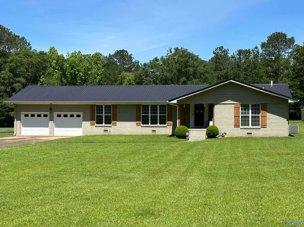 1303 Pineview Ave, Glencoe, AL 35905