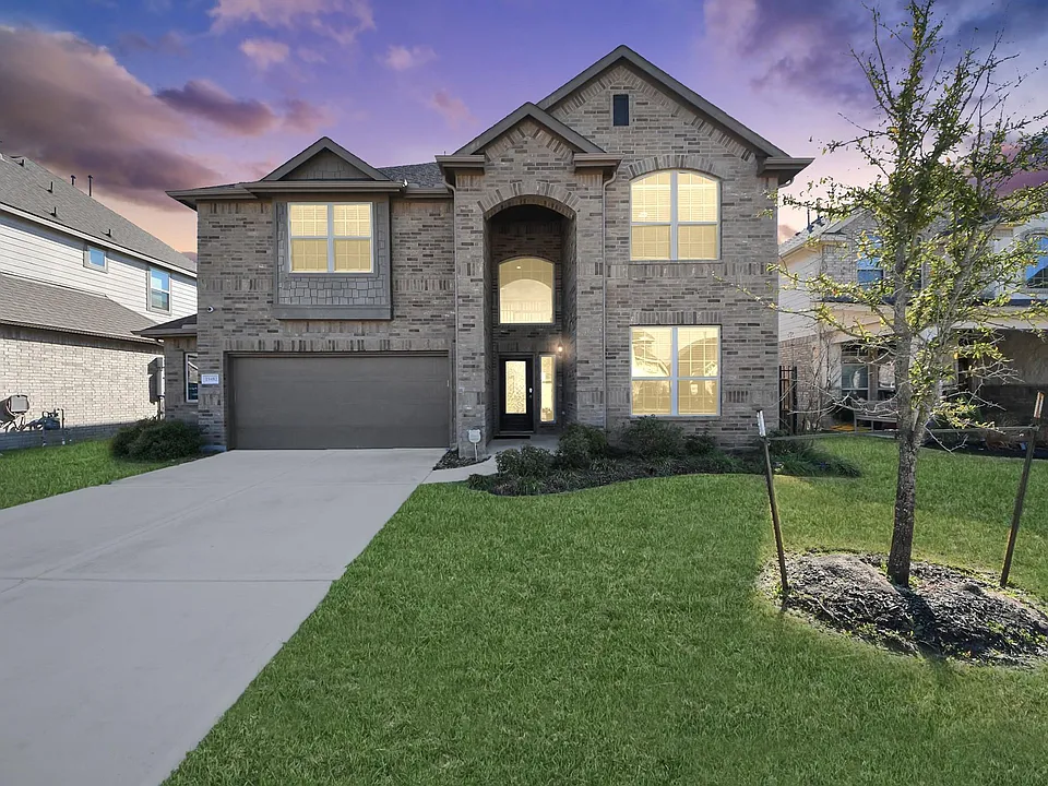 29482 Westhope Dr