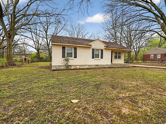 4th image of 401 Bonita Dr