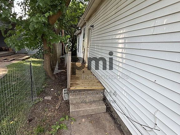 4th image of 1309 Pearl St #2