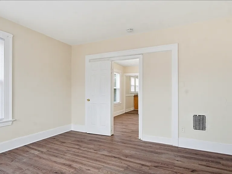 48 Court St #48 — Photo 1