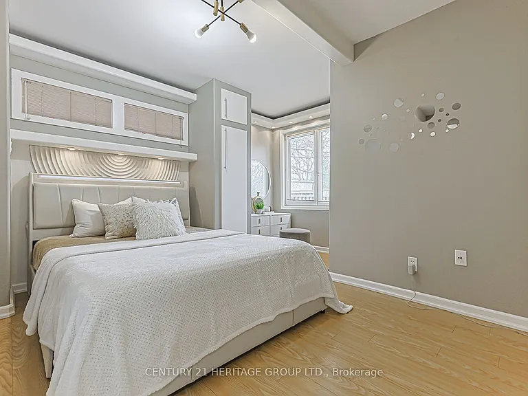 31 Mitchell Ave — Photo 11