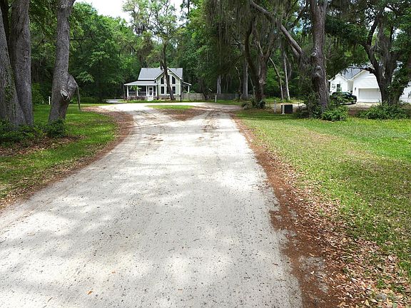4th image of 154 Oakwood Ln