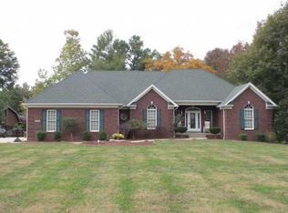 889 Old Mill Stream Ln, Shepherdsville, KY 40165