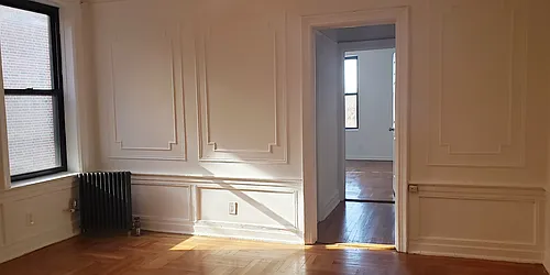 Rented by R New York