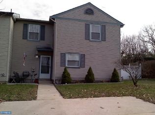 77 Berkshire Rd, Sicklerville, NJ 08081