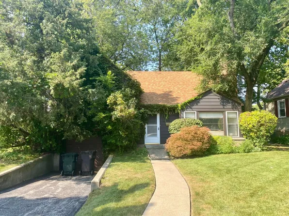 50 Williamsburg Rd, Evanston, IL 60203