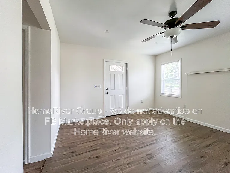 882 Maple Dr — Photo 9