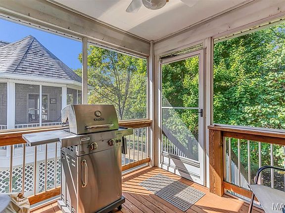 3rd image of 419 Dames Park Dr
