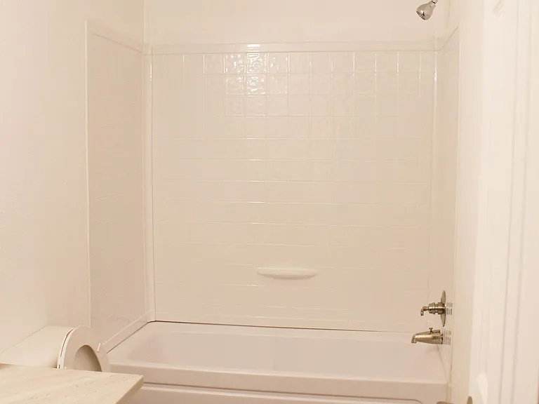 Full view of the 2nd bathroom