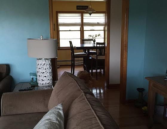 4th image of 4037 Clairmont St SW